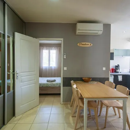 Providencia 2 - Shipyard And Yacht Crews 公寓 *